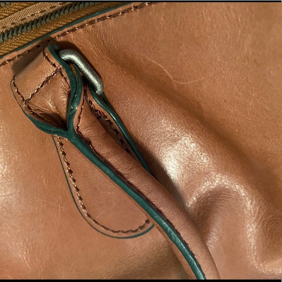 Liebeskind Berlin Milena Glossy Handbag in Sand - Picture 6 of 15